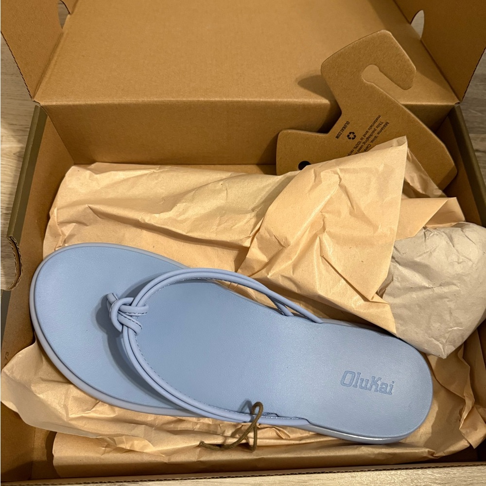 OluKai 'Aka Cloud Blue Sandals